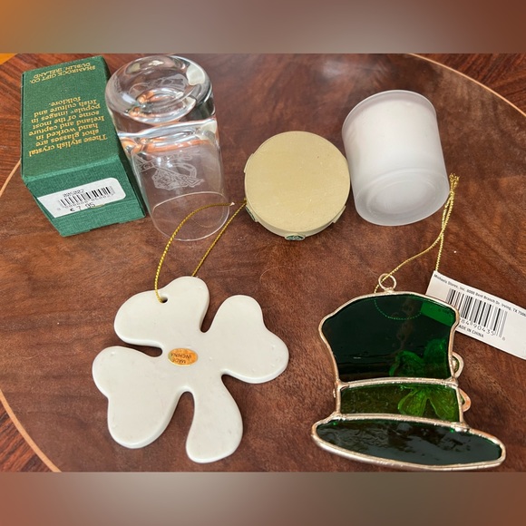 St Patrick’s Day Decor Lot Shamrock Crystal Shot Glass Stained Glass and More - Picture 9 of 11